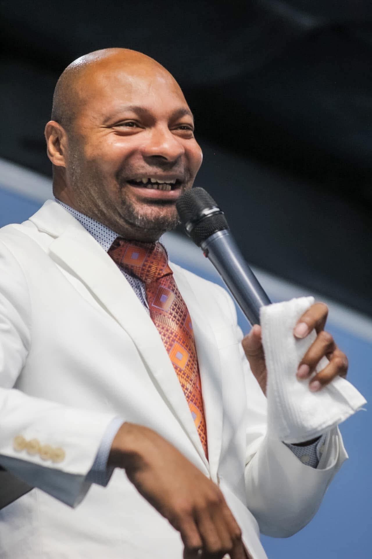 Pastor 3